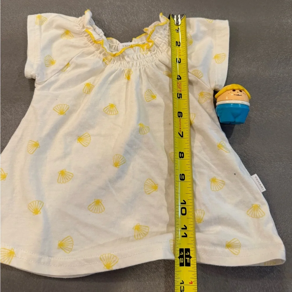 Tahari baby Yellow and Blue Kids Outfit. Size 12 months